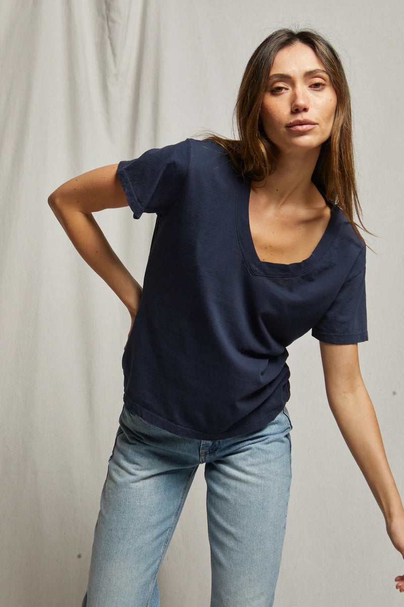 Perfect White Tee Hendrix Basic V-neck - Navy