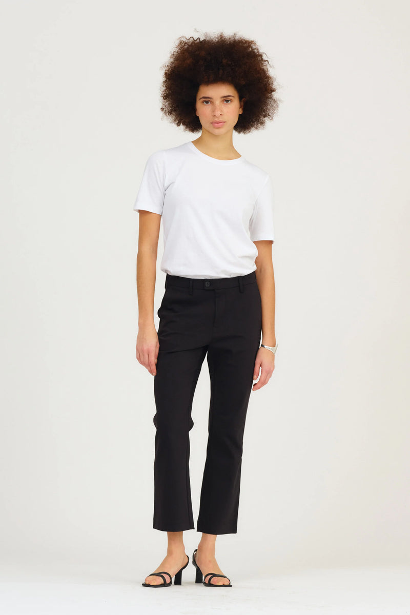 Ivy Alice Cropped Flare Pant - Black