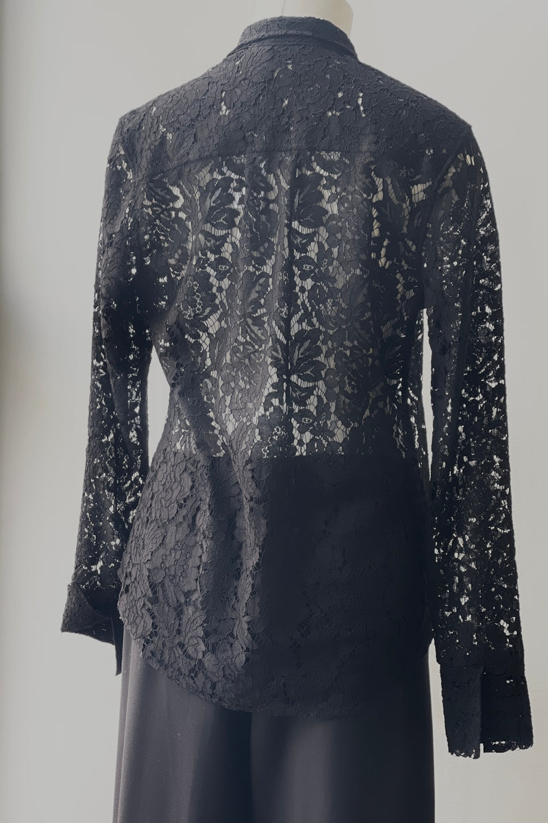 October Reign Essential Shirt - Presley Lace